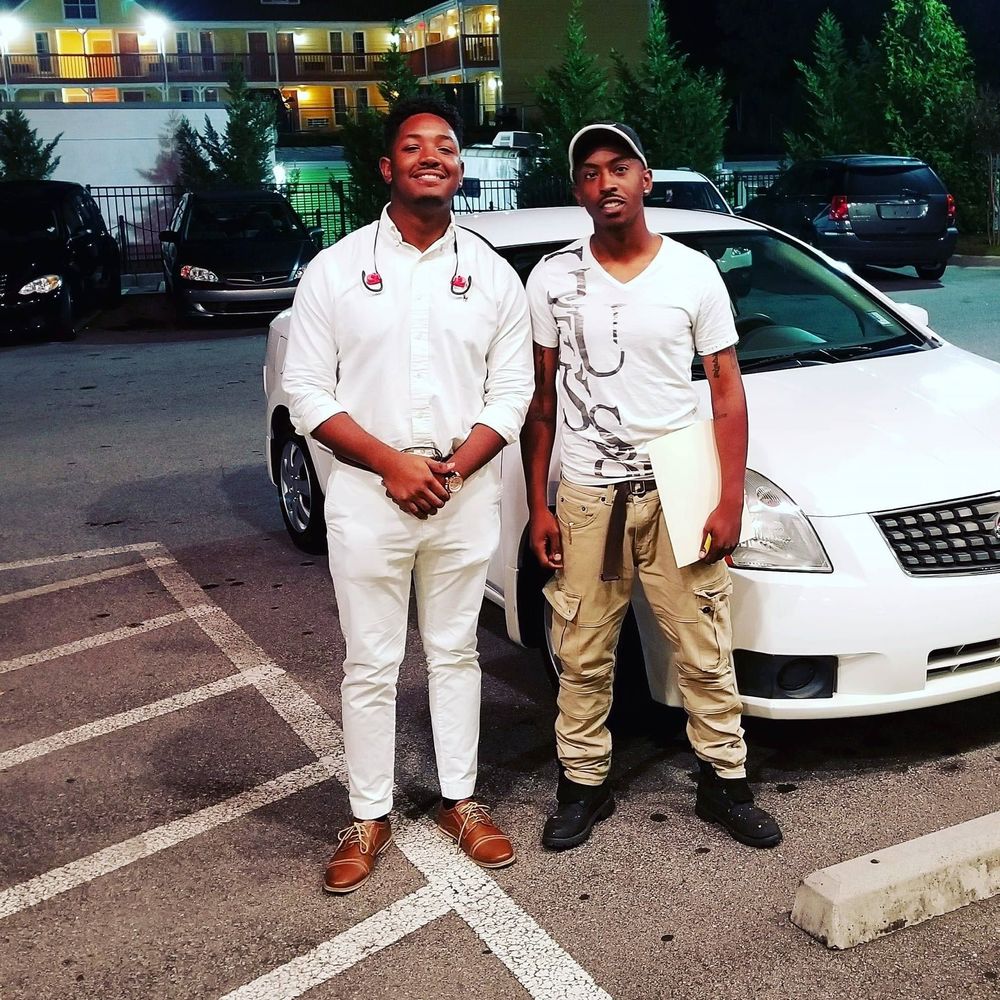 Meet your Posher, Mello